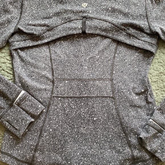 Lululemon Define Luon Jacket - Picture 9 of 10